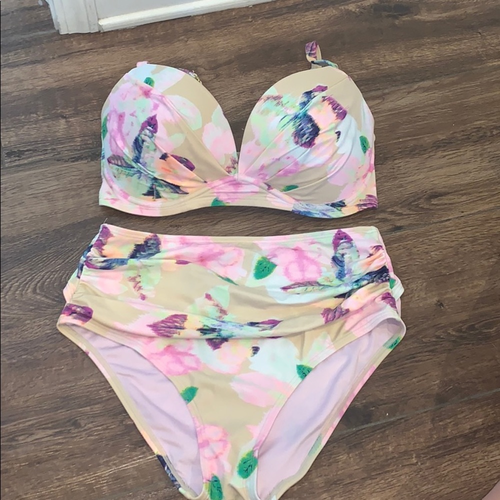 Victoria’s Secret high rise bikini